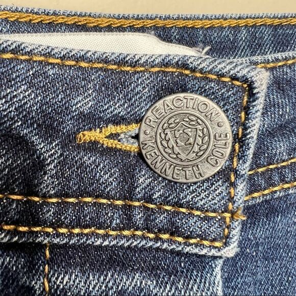 Kenneth Cole Reaction Button up Denim Skirt Patch Pockets Size 4 - Picture 4 of 6